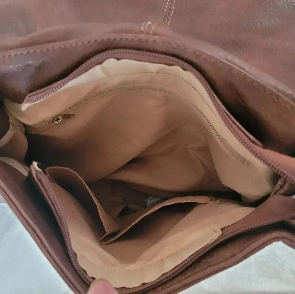 Cognac brown large Hobo studded flap rustic western cowgirl crossbody purse bag - Picture 5 of 14